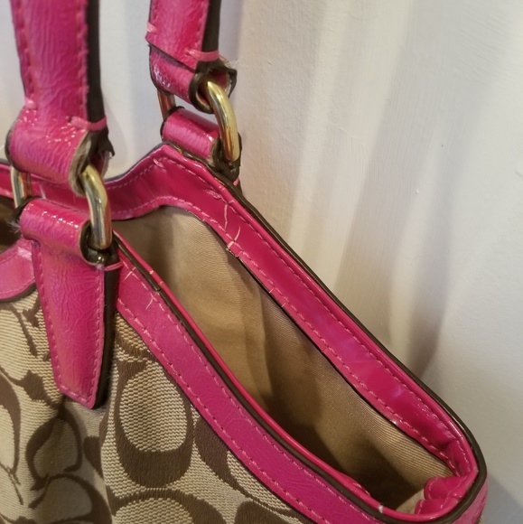 Authentic Coach signature large tote - Picture 4 of 8